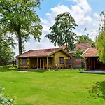 Onder De Oude Eik