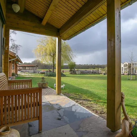 펜션 Onder De Oude Eik