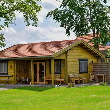 펜션 Onder De Oude Eik 로트텀