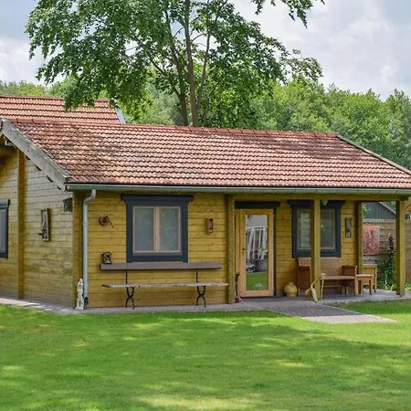 Onder De Oude Eik * 로트텀