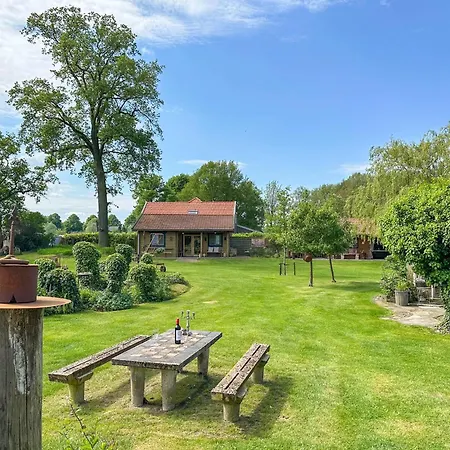 Vakantiehuis Onder De Oude Eik Lottum